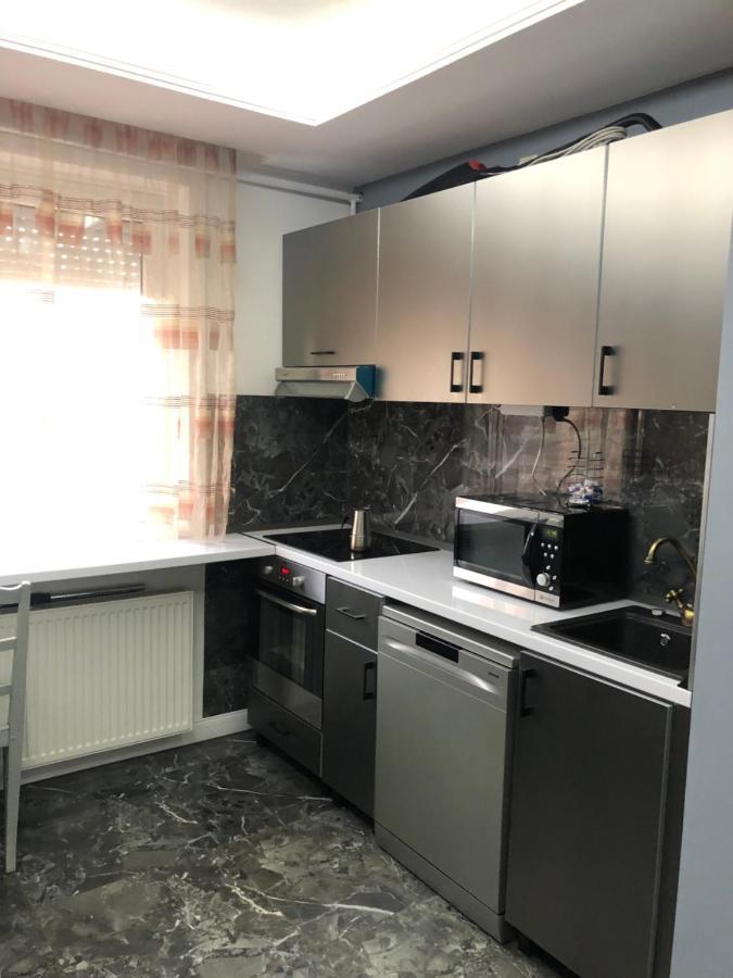 Bezso Apartman Hajdúszoboszló Exteriör bild