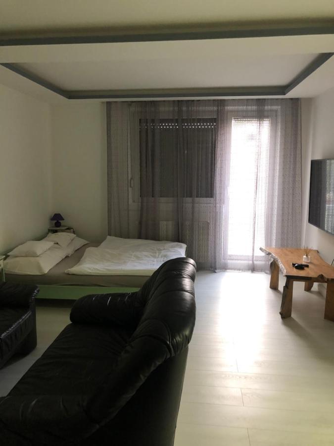 Bezso Apartman Hajdúszoboszló Exteriör bild